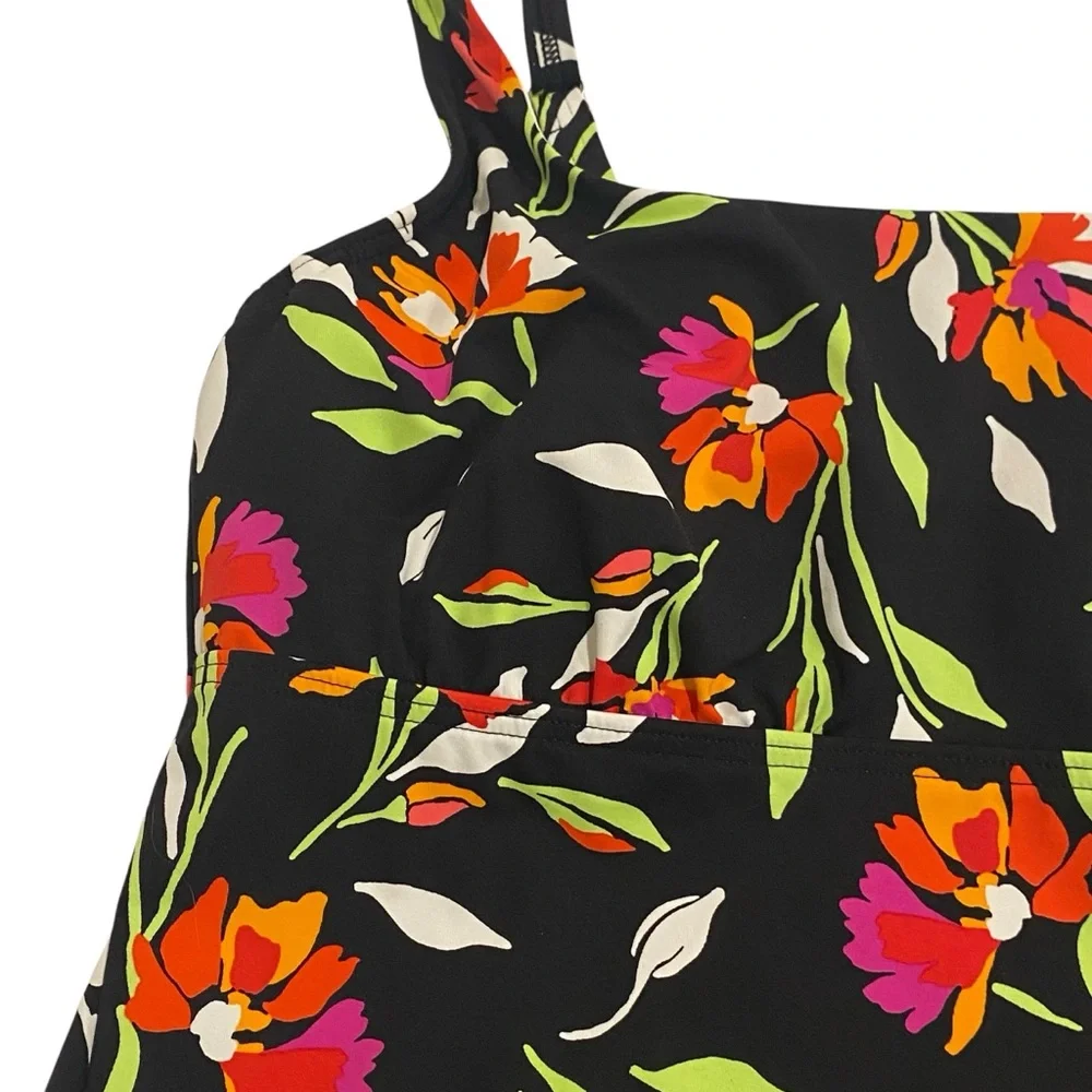 Lands’ End Floral Tankini Top. Like New - Size 12